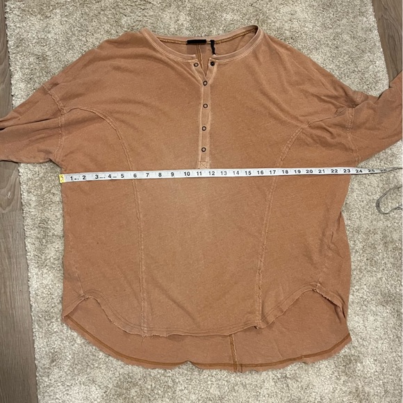 Urban Outfitters Oversized Henley Top - Picture 8 of 10